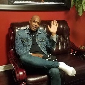 Meet your Posher, Christopher